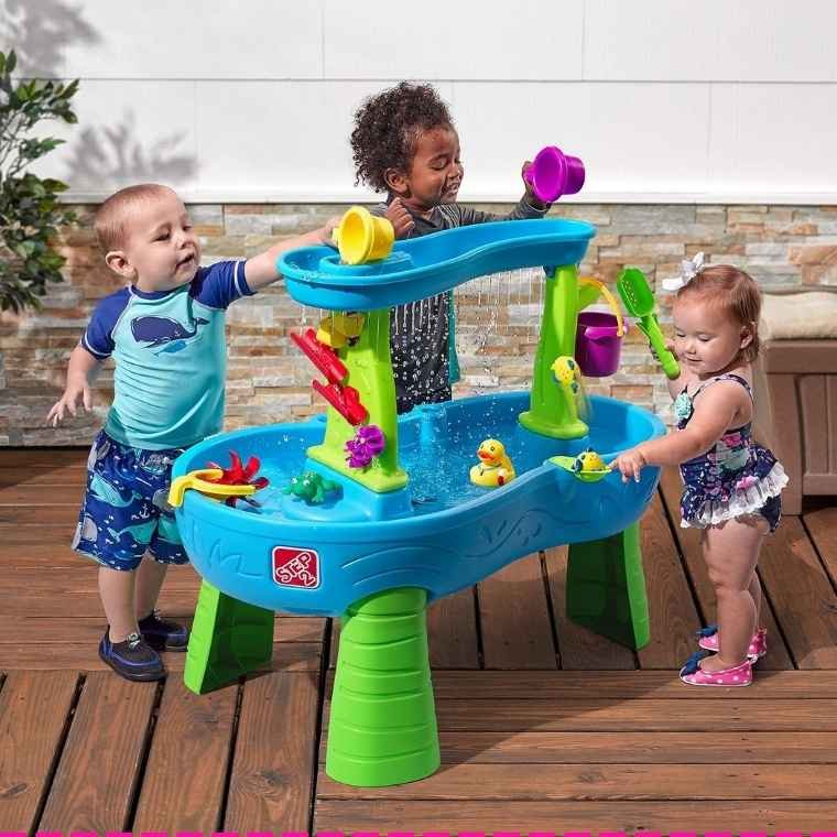 Water Toys for Kids: Splashing into Summer Learning and Fun